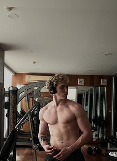 Cupid - Male escort in Bangkok Photo 6 of 6