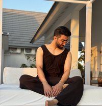 Curan - Male escort in Mumbai