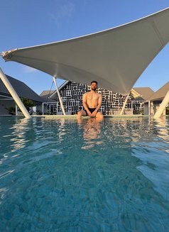 Curan - Male escort in Chandigarh Photo 2 of 3