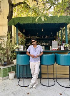 Curly - Male escort in Udaipur Photo 3 of 3