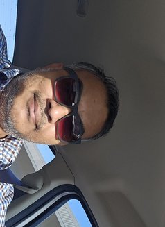 Curtain Guy - Male escort in Dubai Photo 3 of 3