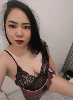 Curvalicious Filipina for You - escort in Singapore Photo 7 of 9