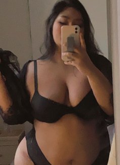 Curve Body - escort in Riyadh Photo 5 of 6