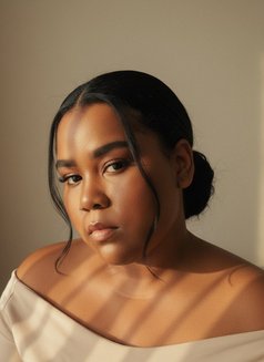 Curved Baby - escort in Dammam Photo 2 of 7