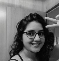 Curves - escort in Al Ain