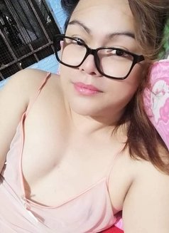 POWERTOP ASHLEY (camshow)) - Transsexual escort in Makati City Photo 1 of 28