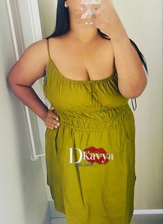 Curvy Akira - puta in Bangalore Photo 4 of 7