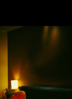 Curvy Akira - adult performer in Hyderabad Photo 4 of 6