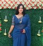 Curvy and Curly milf is here to date... - Acompañantes transexual in Chennai Photo 3 of 8