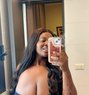 Curvy - escort in Beirut Photo 3 of 6