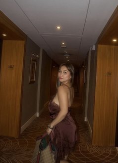 Curvy Boobsie - escort in Singapore Photo 2 of 5