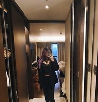 Curvy Companion & Sensual Kinkster - puta in Manila