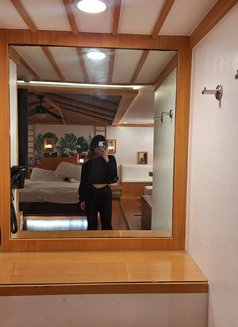 Curvy Gfe Kinkster in Alabang - escort in Manila Photo 5 of 8