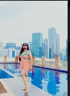 Curvy Michelle - escort in Kuala Lumpur Photo 5 of 10