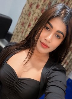Live Cam & Real Meet Exotic Escort Hyd - puta in Hyderabad Photo 1 of 6
