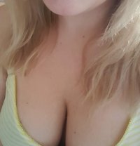 Juicy Curvy 57 Student ● Private Place - masseuse in Lisbon