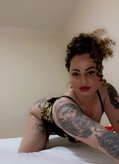 Curvy Tattooed Bella - escort in Glasgow Photo 13 of 25