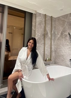 Curvy and real busty woman - escort in Taipei Photo 19 of 26