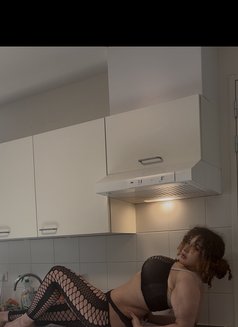 Curvyyus - puta in Berlin Photo 3 of 4