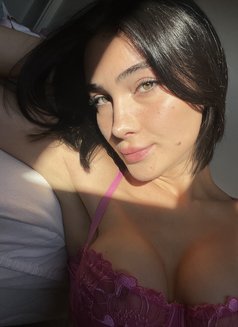 Cushybaby - Acompañantes transexual in Paris Photo 5 of 9