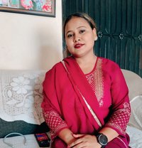 Cute Beauty Independent Escort Delhi - escort in New Delhi