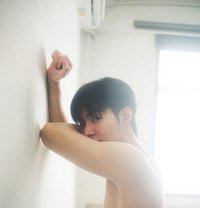 cute boy in Dubai - Male escort in Dubai