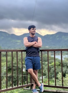 Cute Boy - Male escort in Pune Photo 3 of 5