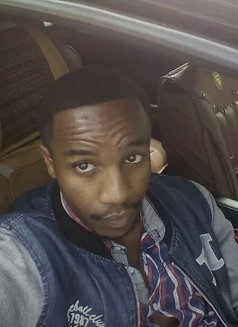 Cute Browny - Acompañantes transexual in Nairobi Photo 1 of 2