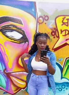 Cute Dani - puta in Nairobi Photo 1 of 2