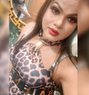 Cute Guddi - Transsexual escort in New Delhi Photo 4 of 11