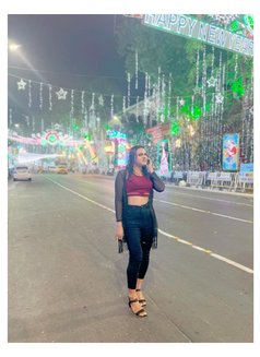 Cute Guddi - Acompañantes transexual in New Delhi Photo 11 of 11