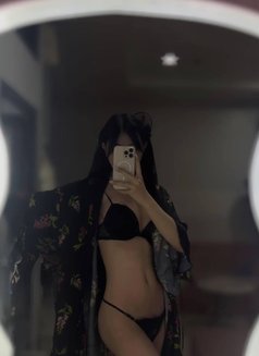 Cute labyboy from Vietnam - Transsexual escort in Ho Chi Minh City Photo 7 of 9