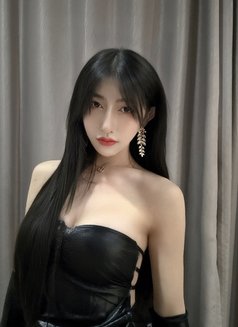 Cute labyboy from Vietnam - Transsexual escort in Ho Chi Minh City Photo 10 of 11