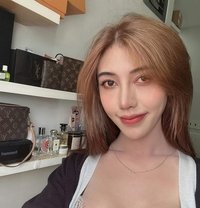 Cute labyboy from Vietnam - Transsexual escort in Ho Chi Minh City