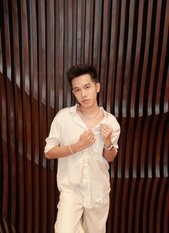 Cute Looking Looking Forward to Meet You - Male escort in Jakarta Photo 3 of 6