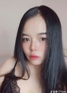 Cute PAT - escort in Muscat Photo 4 of 9