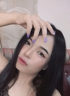 Cute PAT - escort in Muscat Photo 6 of 9