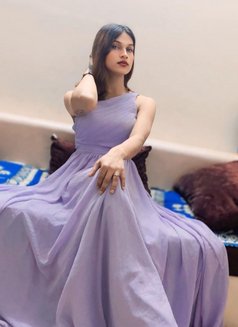 Joshi mis - Transsexual escort in Noida Photo 4 of 8