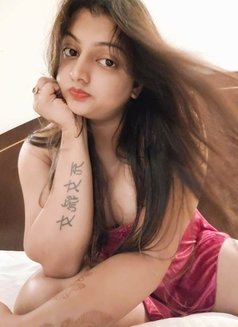 Cute Sayraa For Real & Cam Sessions - Transsexual escort in Bangalore Photo 6 of 11