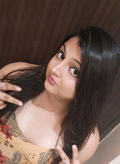 Cute Sayraa For Real & Cam Sessions - Transsexual escort in Kolkata Photo 8 of 11