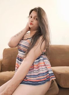 Cute Sayraa For Real & Cam Sessions - Acompañantes transexual in Kolkata Photo 9 of 11