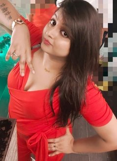 Cute Sayraa For Real & Cam Sessions - Acompañantes transexual in Bangalore Photo 10 of 11