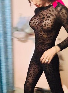 Cute Shemale - Acompañantes transexual in Bangalore Photo 3 of 3