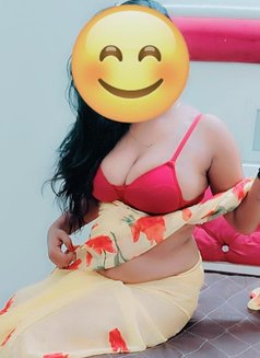 Cutee Pie Tamil Hameetha 8" Dik, Boobs - Transsexual escort in Kochi Photo 1 of 10