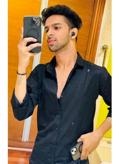 Cutetwink - Male escort in New Delhi Photo 4 of 5
