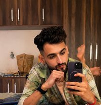 Cutie Boii - masseur in New Delhi