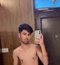 Cutie - Acompañantes masculino in New Delhi Photo 1 of 2