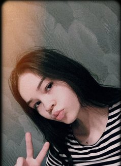 Cutie Pie - puta in Amman Photo 1 of 2