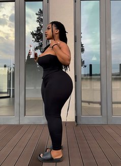 Cutie Veron - escort in Erbil Photo 5 of 6