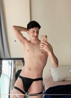 Cuty boy - Acompañantes masculino in İstanbul Photo 1 of 7